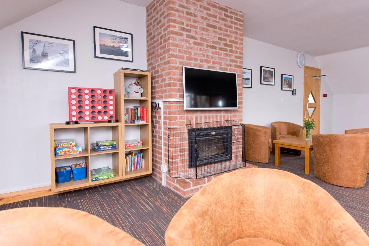 Yha Sherwood Forest Edwinstowe Exterior photo